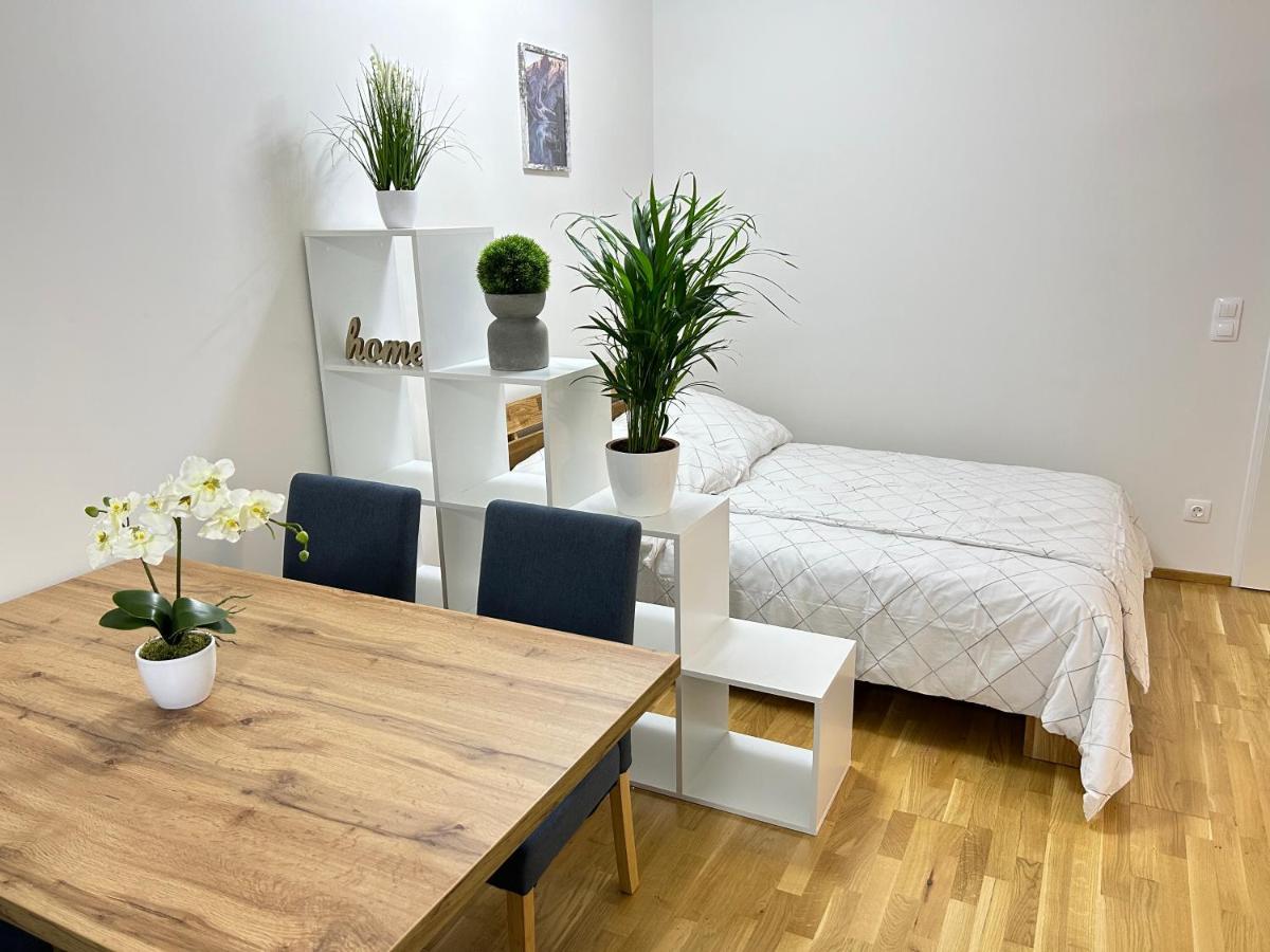 55 M2 Stylish Apartment With Balcony & Parking ウィーン エクステリア 写真