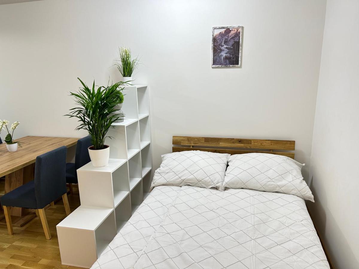 55 M2 Stylish Apartment With Balcony & Parking ウィーン エクステリア 写真