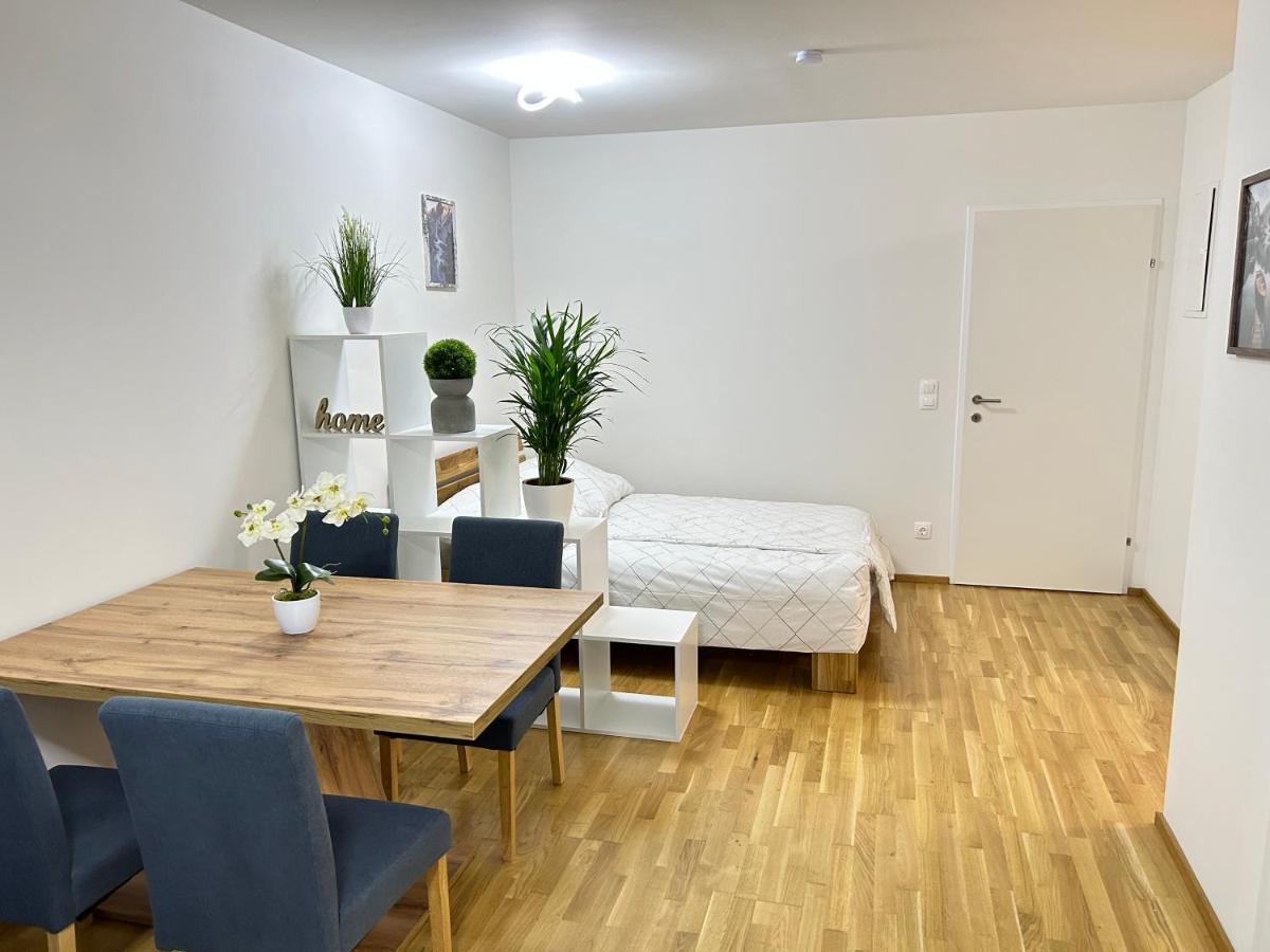 55 M2 Stylish Apartment With Balcony & Parking ウィーン エクステリア 写真