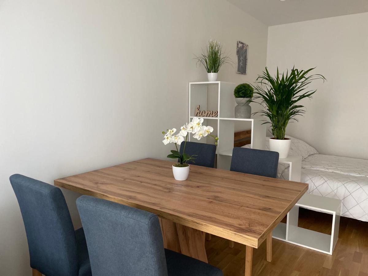 55 M2 Stylish Apartment With Balcony & Parking ウィーン エクステリア 写真