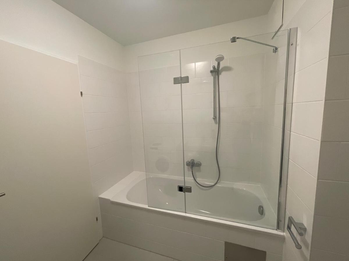 55 M2 Stylish Apartment With Balcony & Parking ウィーン エクステリア 写真