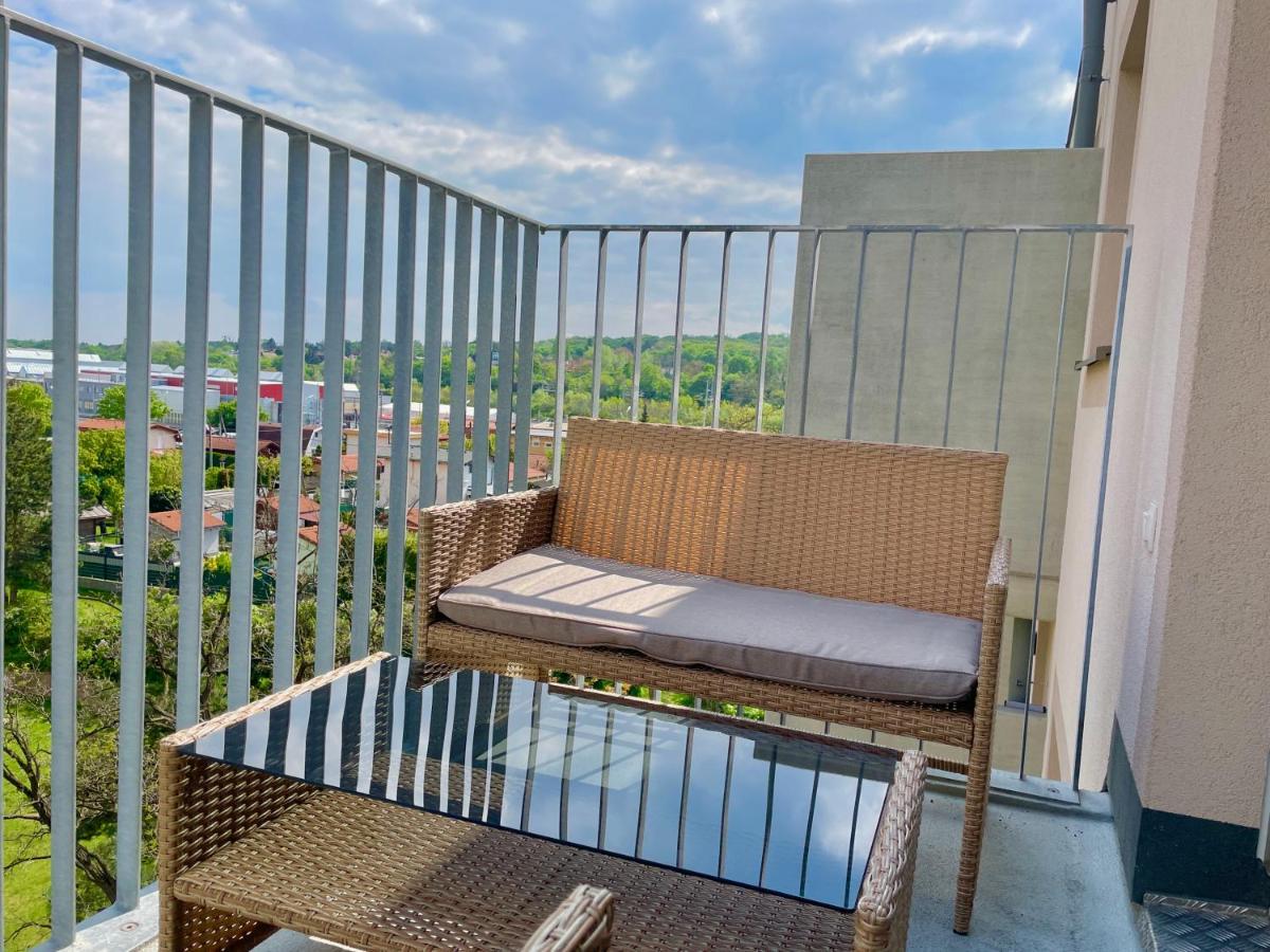 55 M2 Stylish Apartment With Balcony & Parking ウィーン エクステリア 写真